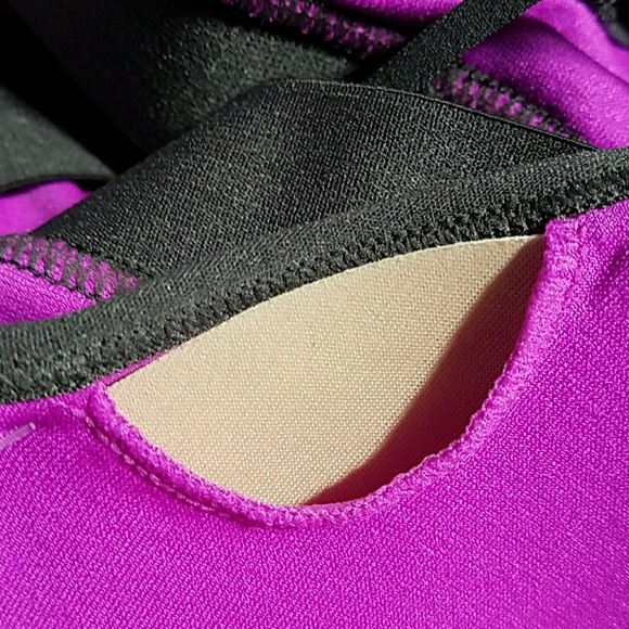 - Tank Top Bra. NWT - Picture 7 of 8